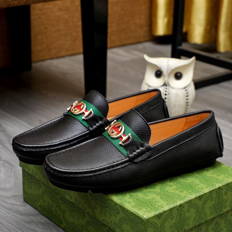 G*u*i leather shoes